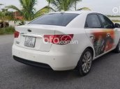 Cần bán Kia Cerato sản xuất 2010, màu trắng, nhập khẩu Hàn Quốc xe gia đình, giá 308tr