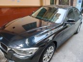 Gia đình cần bán lại xe BMW 320i F30 2012 đen kem zin năm 2012, giá tốt