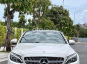 Bán xe Mercedes C250 AMG năm sản xuất 2015, màu trắng