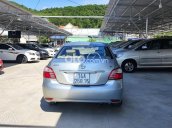 Cần bán lại xe Toyota Vios đời 2010, màu bạc số sàn, giá tốt