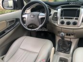 Bán Toyota Innova đời 2014 số sàn. Hỗ trợ giao xe toàn quốc