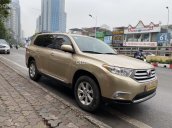 Bán Toyota Highlander 2.7 LE sản xuất năm 2011, 850 triệu