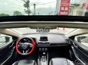 Xe Mazda 3 1.5 AT sản xuất năm 2016, màu nâu vàng