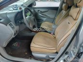 Bán Toyota Corolla đời 2010, màu bạc, xe nhập, 385tr