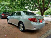 Bán Toyota Corolla đời 2010, màu bạc, xe nhập, 385tr