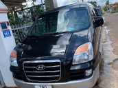 Bán ô tô Hyundai Starex đời 2004, màu đen, nhập khẩu nguyên chiếc, 125tr