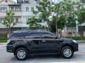 Cần bán lại xe Toyota Fortuner 2.7V 4x2 AT sản xuất 2014, màu đen, giá tốt