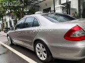 Cần bán lại xe Mercedes E200 đời 2009, màu xám