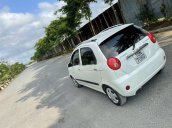 Cần bán gấp Chevrolet Spark năm sản xuất 2010, màu trắng chính chủ, giá 88tr