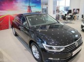 Volkswagen Passat Bluemotion màu đen lịch lãm - khuyến mãi đến 200 triệu