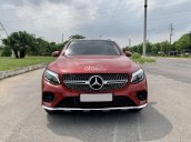 Xe chính chủ bán Mercdes GLC 300 4Matic sx 2019 màu đỏ nội thất kem siêu lướt, xe mới lăn bánh 10.000km