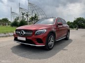 Xe chính chủ bán Mercdes GLC 300 4Matic sx 2019 màu đỏ nội thất kem siêu lướt, xe mới lăn bánh 10.000km