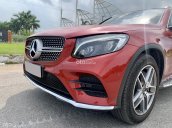 Xe chính chủ bán Mercdes GLC 300 4Matic sx 2019 màu đỏ nội thất kem siêu lướt, xe mới lăn bánh 10.000km