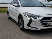 Bán Hyundai Elantra 2016, màu trắng chính chủ, 450 triệu