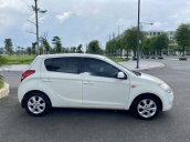 Bán Hyundai i20 2012, màu trắng, nhập khẩu số tự động, giá chỉ 315 triệu