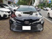 Sàn ô tô Hà Nội bán Camry bản 2.0 sản xuất 2020 nhập khẩu Thái Lan, xe tư nhân chính chủ đi rất ít