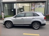 Bán Kia Sorento đời 2016, màu bạc chính chủ