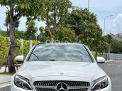 Cần bán Mercedes C250 AMG năm sản xuất 2015 - Hỗ trợ bank 70% giá trị xe