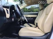 Cần bán lại xe Toyota Corolla Altis sản xuất năm 2019, màu trắng 