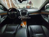 Cần bán gấp Toyota Camry E đời 2010, màu đen, nhập khẩu còn mới, 440 triệu