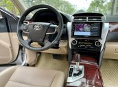 Xe Toyota Camry 2.5G sản xuất 2014, 610tr