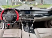 Cần bán lại xe BMW 523i sản xuất năm 2011, màu trắng, xe nhập, 665tr