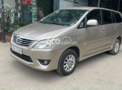 Bán ô tô Toyota Innova đời 2014, màu bạc