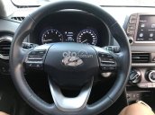 Cần bán Hyundai Kona sản xuất năm 2020, màu đỏ như mới