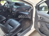 Cần bán xe Toyota Vios sản xuất năm 2009, màu trắng