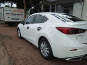 Bán ô tô Mazda 3 năm sản xuất 2017 còn mới, giá chỉ 565 triệu