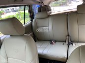 Cần bán nhanh Toyota Innova 2014 màu vàng cát, biển Thanh Hoá