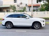 Cần bán lại xe Mercedes GLC 300 năm 2016, màu trắng