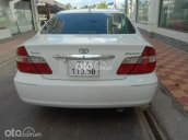 Bán Toyota Camry đời 2003, màu trắng chính chủ