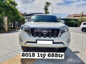 Xe Toyota Prado đời 2015, màu trắng như mới