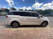 Bán Kia Sedona sản xuất năm 2017, màu trắng, giá tốt