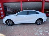 Cần bán gấp Kia Cerato 2020, màu trắng, 595tr