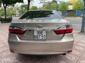 Bán Toyota Camry 2.0E năm sản xuất 2016 như mới, giá 755tr