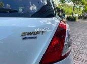 Cần bán Suzuki Swift đời 2016, màu trắng, 425 triệu