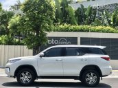 Bán Toyota Fortuner 2.7V 4x2 AT năm 2017, màu trắng