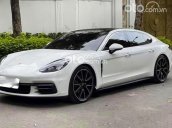 Bán ô tô Porsche Panamera đời 2017, màu trắng, xe nhập còn mới