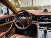 Bán ô tô Porsche Panamera đời 2017, màu trắng, xe nhập còn mới