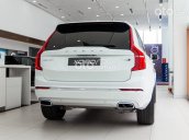 Phiên bản Volvo XC90 T8 Hybrid, giá tốt nhất