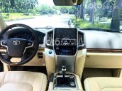 Cần bán Toyota Land Cruiser VX 4.6 V8 2016, màu đen, nhập khẩu