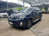 Bán xe Kia Sorento sản xuất năm 2018, màu xanh lam