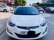 Cần bán lại xe Hyundai Elantra sản xuất 2015, màu trắng, nhập khẩu 