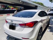 Cần bán lại xe Hyundai Elantra sản xuất 2015, màu trắng, nhập khẩu 