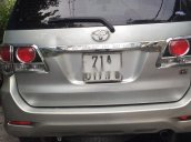 Cần bán lại xe Toyota Fortuner 2015, màu bạc, nhập khẩu số sàn, 590 triệu