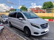 Mercedes V250 màu trắng nội thất kem sản xuất 2016, chất xe còn mới, vận hành ổn định