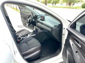 Cần bán Mazda 2 1.5AT nhập khẩu Thái Lan, model 2019 màu trắng