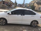 Bán ô tô Honda City 1.5 MT sản xuất 2016, màu trắng xe gia đình